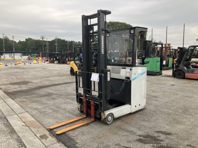 Reach Forklift — Auction (lot 8451-2110)