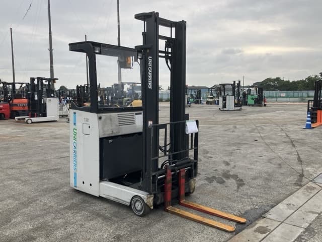 Reach Forklift — Auction (lot 8451-2110)