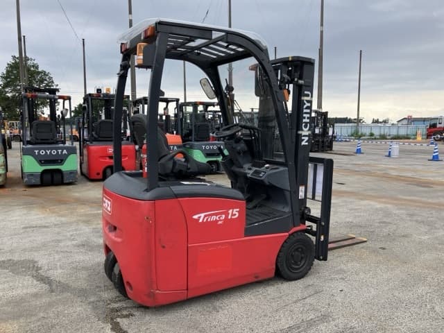 Battery Forklift — Auction (lot 8451-2111)