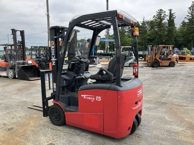 Battery Forklift — Auction (lot 8451-2111)