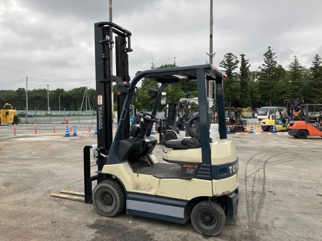 Battery Forklift — Auction (lot 8451-2112)