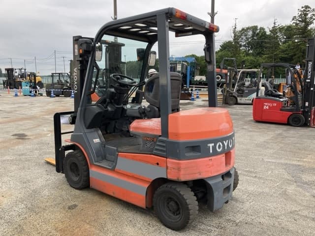 Battery Forklift — Auction (lot 8451-2114)
