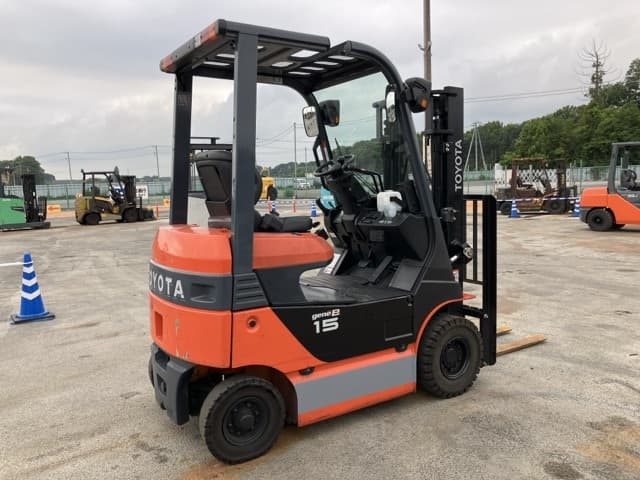 Battery Forklift — Auction (lot 8451-2116)