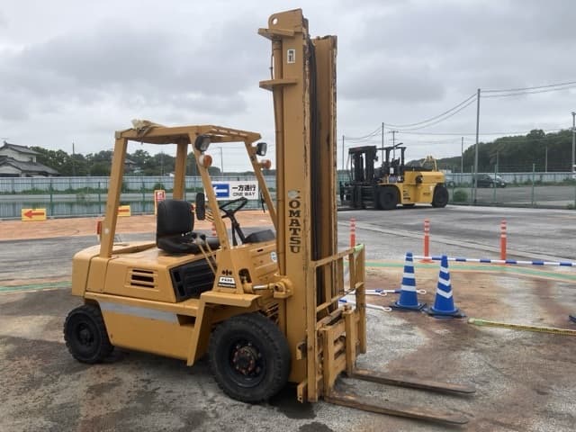 Forklift — Auction (lot 8451-2119)
