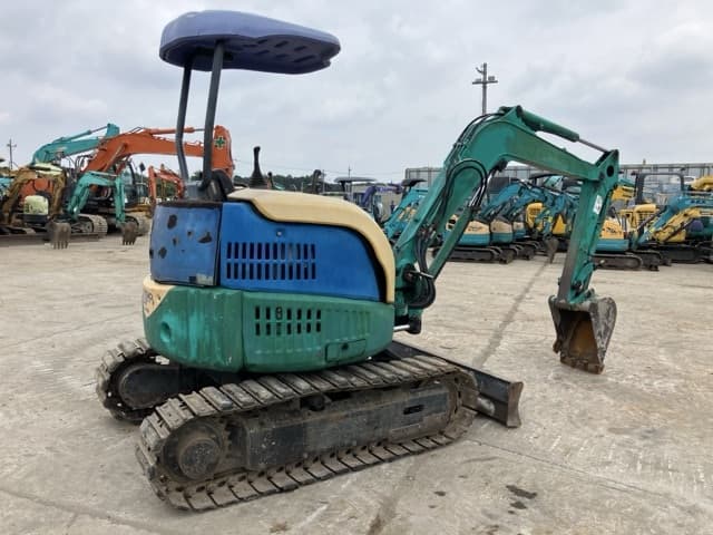 MINI EXCAVATOR — Auction (lot 8451-212)