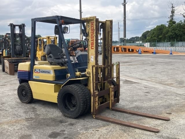 Forklift — Auction (lot 8451-2123)