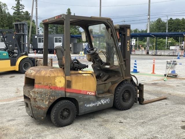 Forklift — Auction (lot 8451-2131)