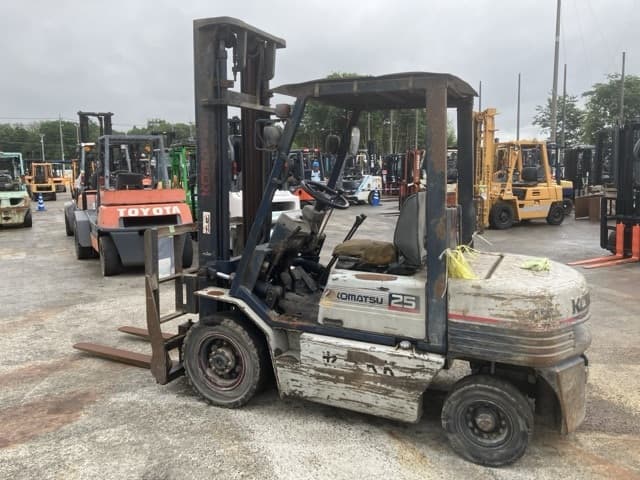 Forklift — Auction (lot 8451-2132)