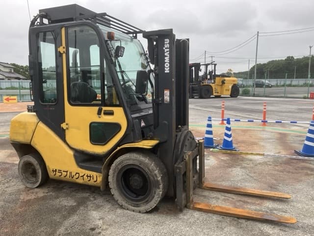 Forklift — Auction (lot 8451-2134)