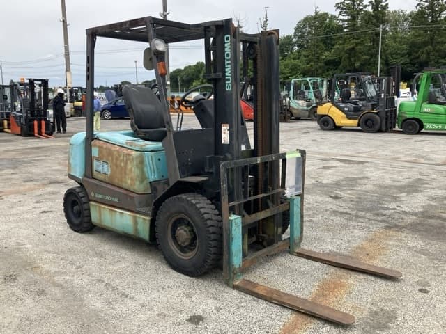 Forklift — Auction (lot 8451-2136)