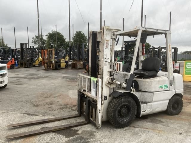 Forklift — Auction (lot 8451-2138)