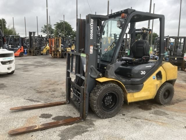 Forklift — Auction (lot 8451-2139)
