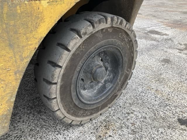 Forklift — Auction (lot 8451-2141)