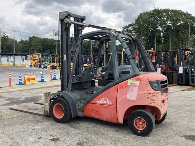 Forklift — Auction (lot 8451-2142)