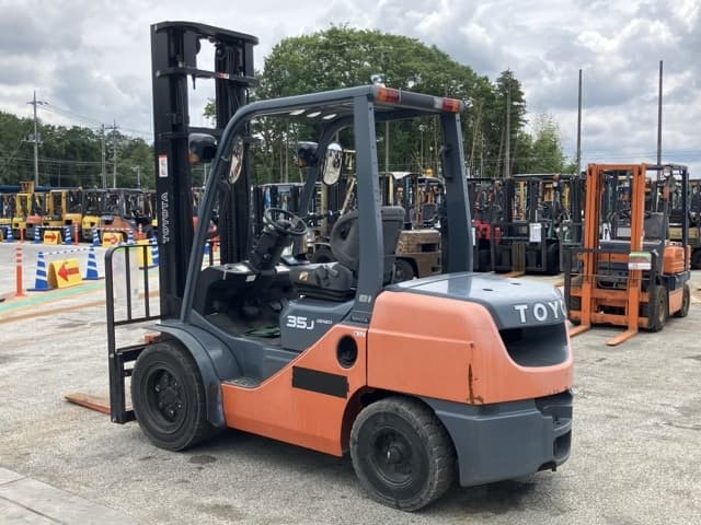 Forklift — Auction (lot 8451-2150)