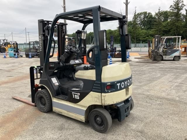Battery Forklift — Auction (lot 8451-2154)