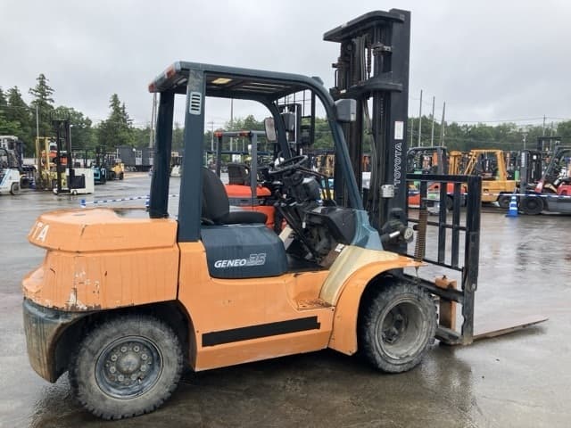 Forklift — Auction (lot 8451-2156)