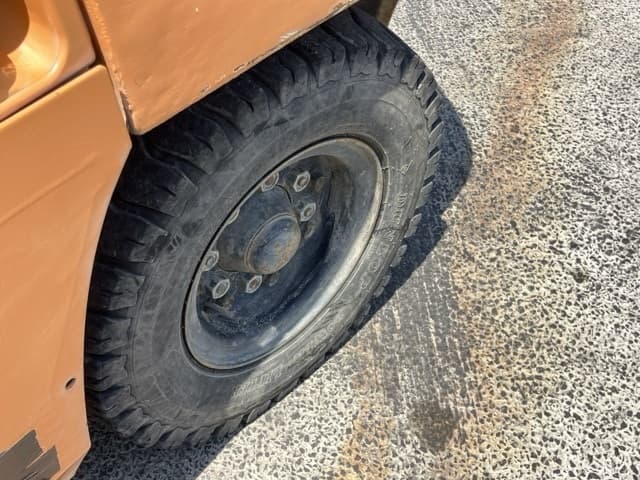 Forklift — Auction (lot 8451-2156)
