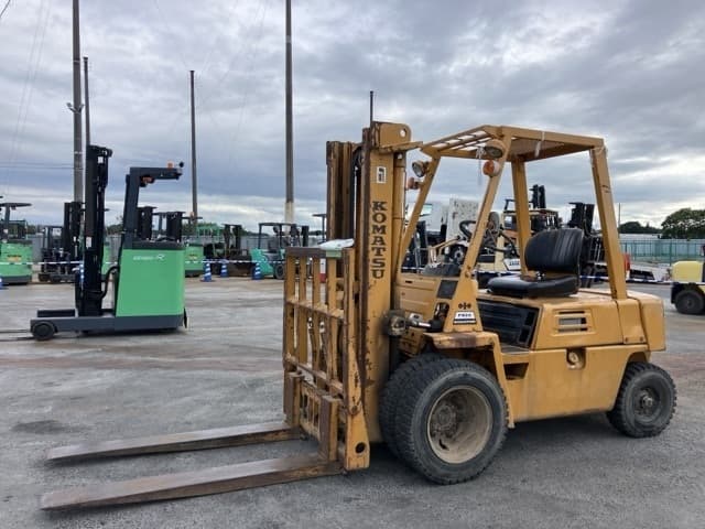 Forklift — Auction (lot 8451-2166)