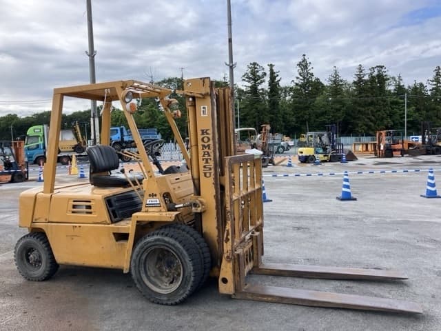 Forklift — Auction (lot 8451-2166)