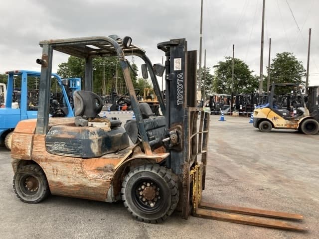 Forklift — Auction (lot 8451-2171)