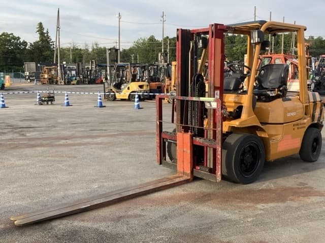 Forklift — Auction (lot 8451-2172)