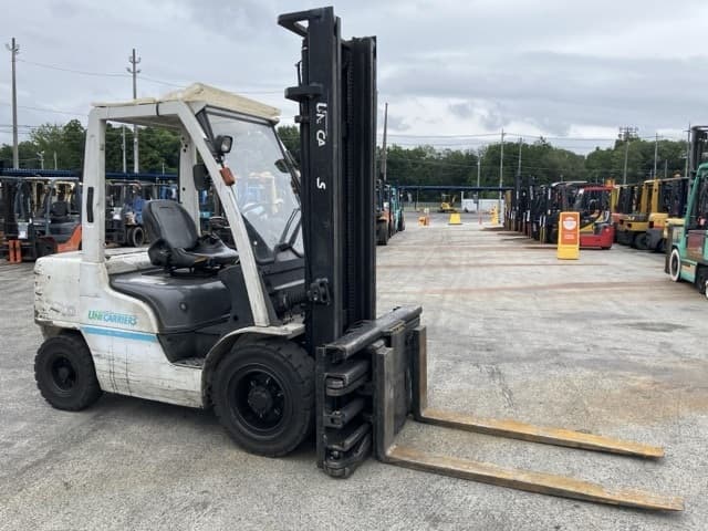 Forklift — Auction (lot 8451-2174)