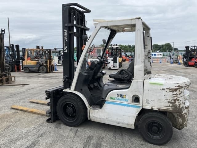 Forklift — Auction (lot 8451-2174)