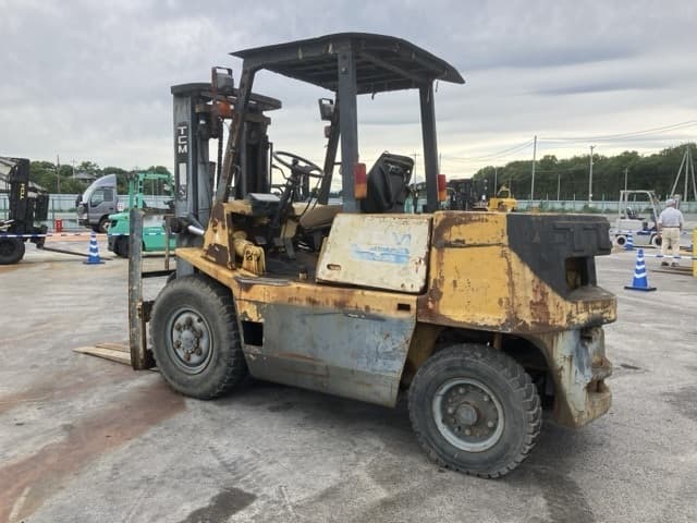 Forklift — Auction (lot 8451-2175)