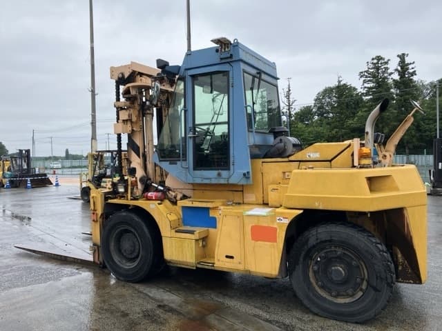 Forklift — Auction (lot 8451-2180)