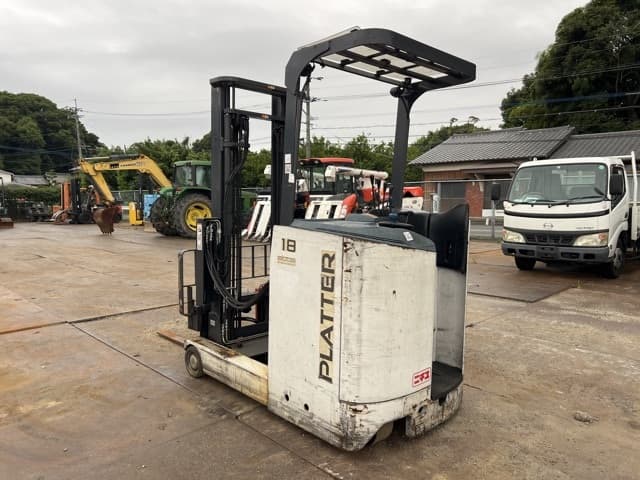 Reach Forklift — Auction (lot 8451-22002)