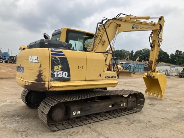 EXCAVATOR — Auction (lot 8451-226)