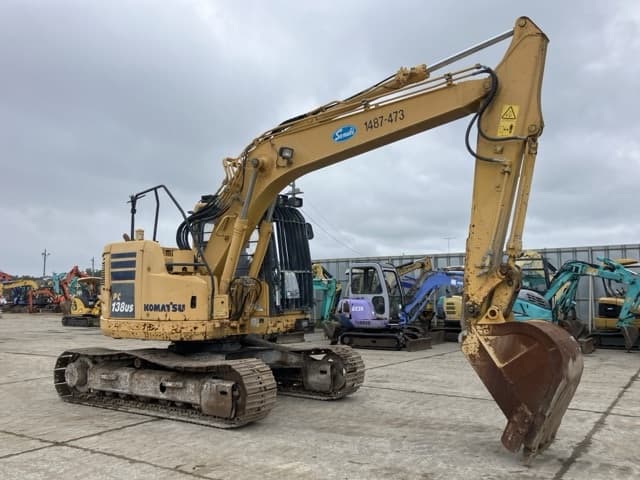 EXCAVATOR — Auction (lot 8451-230)