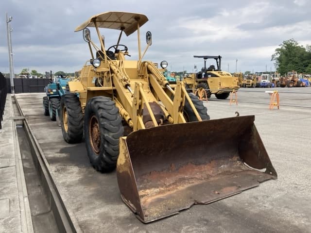 WHEEL LOADER — Auction (lot 8451-234)