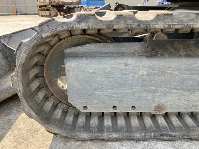 MINI EXCAVATOR — Auction (lot 8451-24)