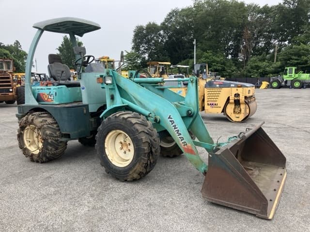 MINI WHEEL LOADER — Auction (lot 8451-242)