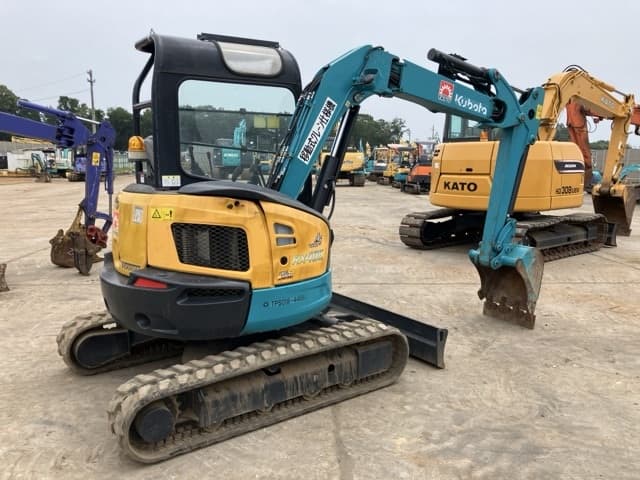 MINI EXCAVATOR — Auction (lot 8451-244)