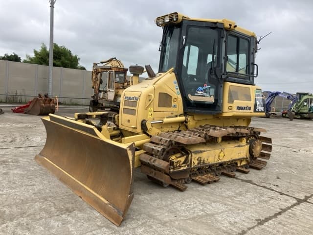 Bulldozer — Auction (lot 8451-26)