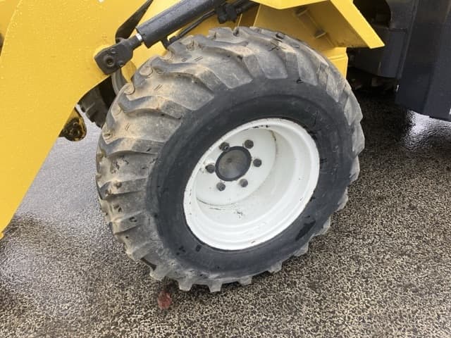 MINI WHEEL LOADER — Auction (lot 8451-263)