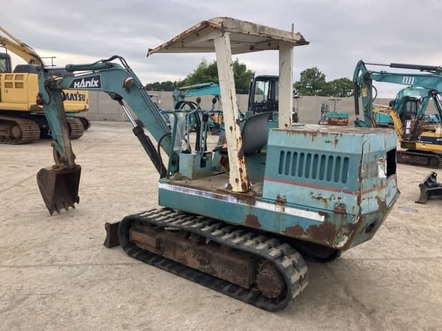 MINI EXCAVATOR — Auction (lot 8451-273)