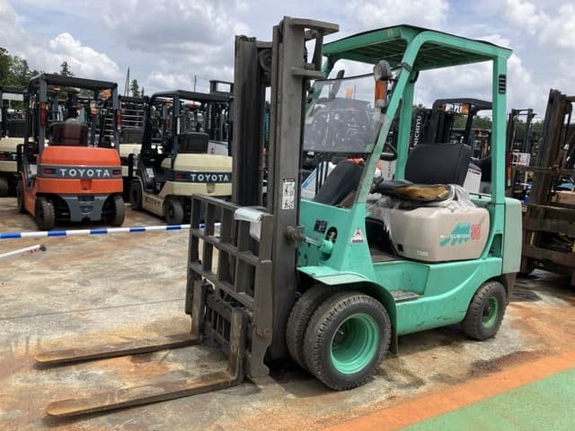 Forklift — Auction (lot 8451-2801)