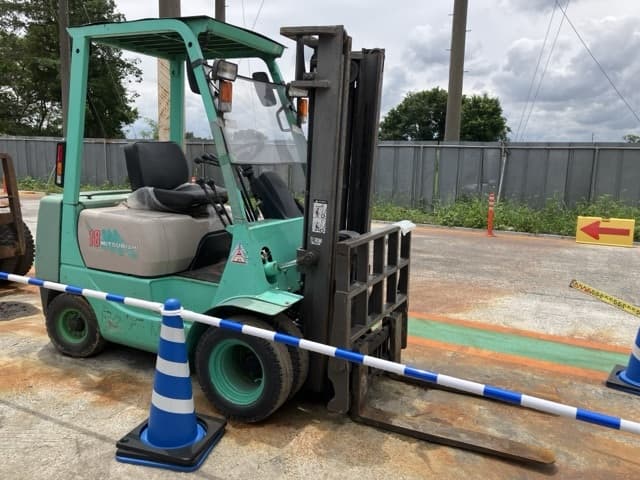 Forklift — Auction (lot 8451-2801)