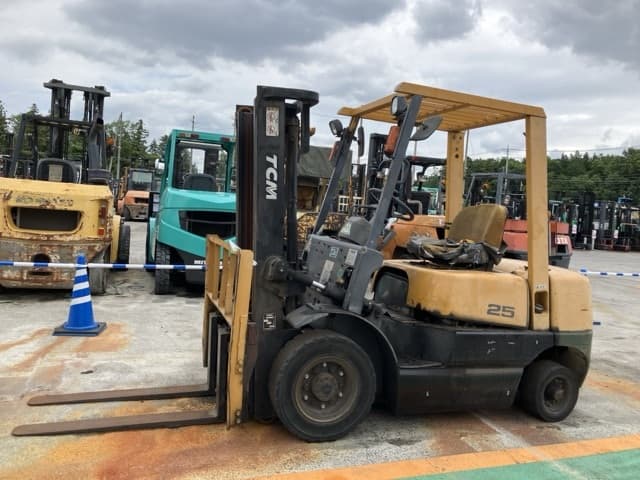 Forklift — Auction (lot 8451-2802)
