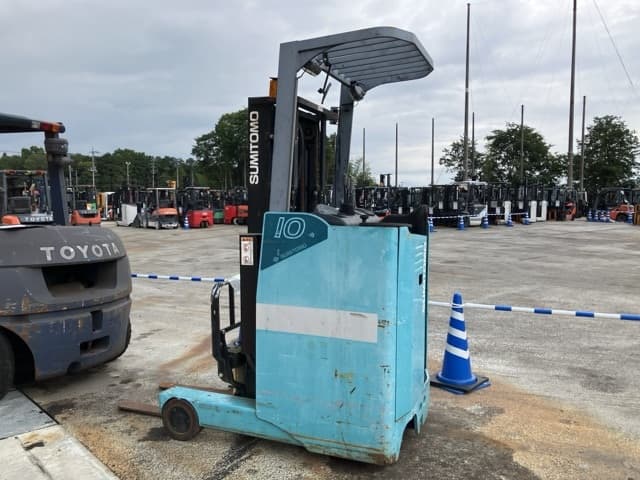 Reach Forklift — Auction (lot 8451-2803)