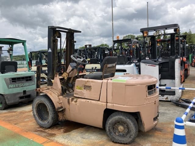 Forklift — Auction (lot 8451-2805)