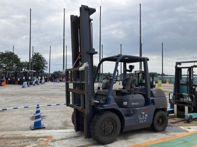 Forklift — Auction (lot 8451-2809)