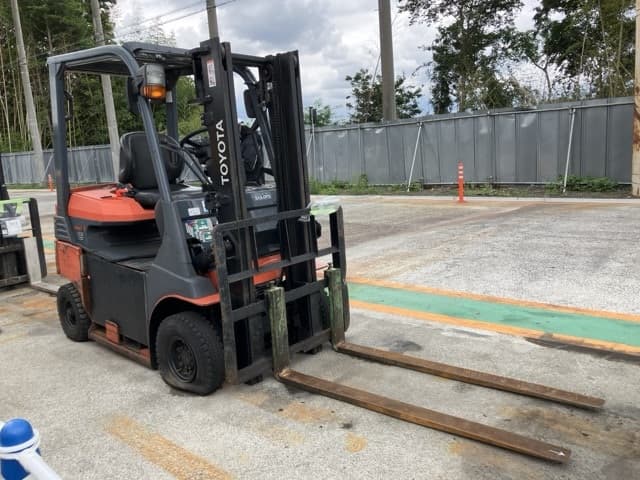 Battery Forklift — Auction (lot 8451-2811)