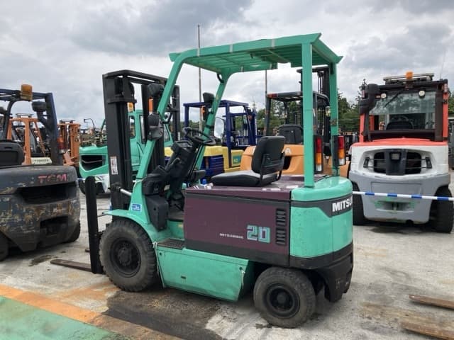 Battery Forklift — Auction (lot 8451-2812)