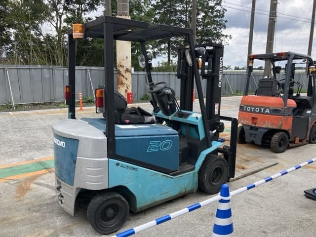 Battery Forklift — Auction (lot 8451-2813)