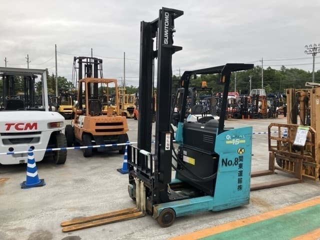 Reach Forklift — Auction (lot 8451-2815)